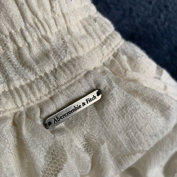 Beautiful Abercrombie & Fitch Lacey Skirt - Picture 4 of 4